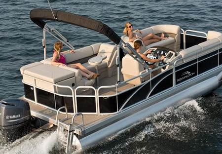 Pontoons Bennington, Revolutions Power Sports & Boats